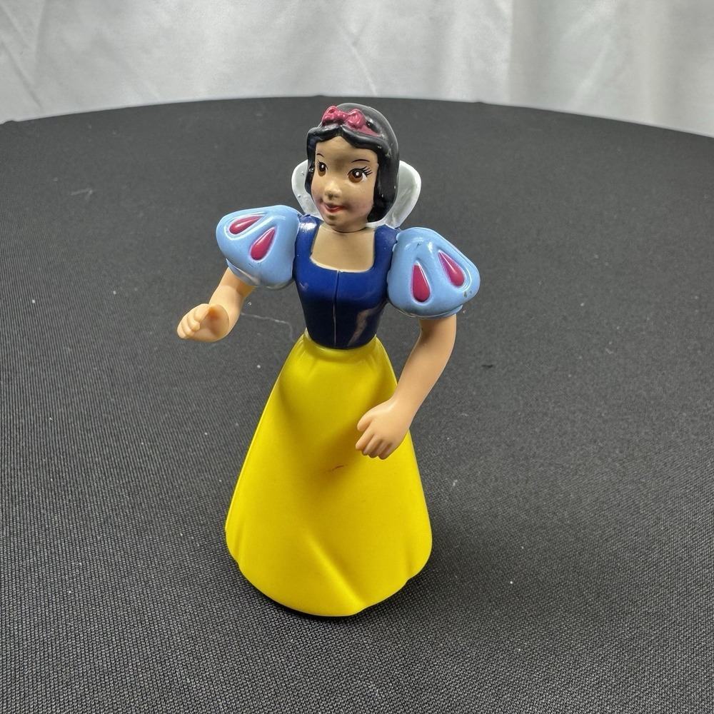 Vintage SNOW WHITE Figure 1992 McDonald's Happy Meal Toy 4" Plastic